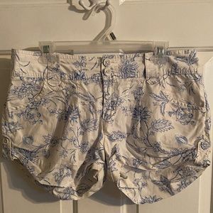 Aerie floral shorts